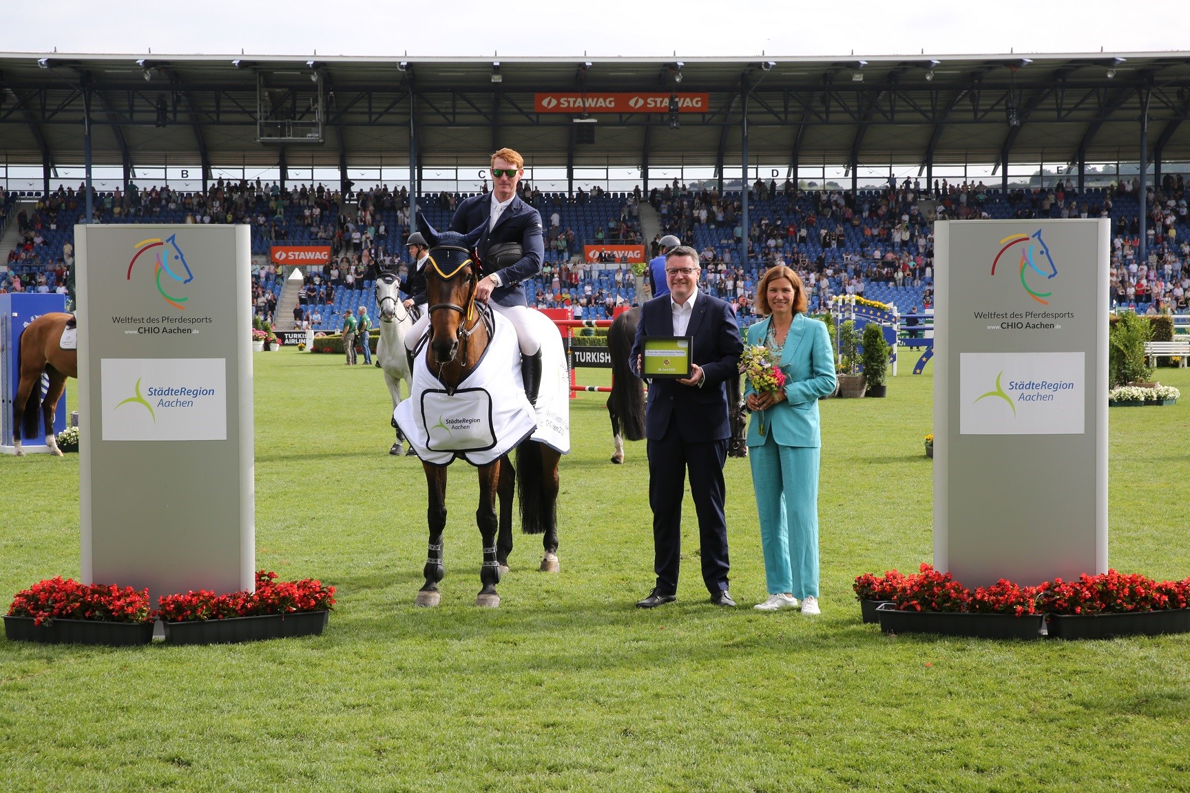 CHIO Aachen 2023 Daniel Coyle gewinnt Preis der StädteRegion Aachen in