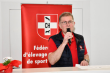 Foto: ZVCH-Präsident Christoph Neuhaus informierte die Anwesenden über die grossen Herausforderungen, welche dem Verband in nächster Zukunft bevorstehen - Fotograf: © Sandra Leibacher