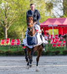 Foto: Niklas Krieg und Alexis sind die Sieger im Großen Preis von Tübingen. - Fotograf: © Claretta Lukas