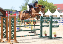 Foto: Maximilian Schmid siegt mit Hetty Emaire im Großen Preis der Winterlingen Winners. - Fotograf: © Roger Müller Foto: Maximilian Schmid siegt mit Hetty Emaire im Großen Preis der Winterlingen Winners. - Fotograf: © Roger Müller