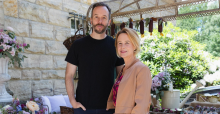 Foto: Treffen sich zwei Essener in Hessen... OMR-Gründer Philipp Westermeyer und Funke-Aufsichtsratschefin Julia Becker nach der Aufnahme am Rande einer Veranstaltung. - Fotograf: OMR Foto: Treffen sich zwei Essener in Hessen... OMR-Gründer Philipp Westermeyer und Funke-Aufsichtsratschefin Julia Becker nach der Aufnahme am Rande einer Veranstaltung. - Fotograf: OMR