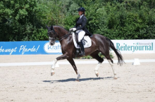 Foto: Leonie Laier und FBW Belasol trabten beim Birkhof Dressurfestival zum nächsten S*-Sieg. - Fotograf: © D. Matthaes Foto: Leonie Laier und FBW Belasol trabten beim Birkhof Dressurfestival zum nächsten S*-Sieg. - Fotograf: © D. Matthaes
