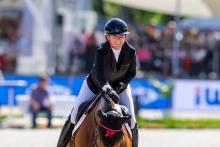 Foto: Paula de Boer-Schwarz startet beim AL SHIRA`AA Deutsches Spring- und Dressur-Derby Hamburg im Fünf-Sterne- Springen und in der die Drei-Sterne-Dressur-Tour - Fotograf: sportfotos-lafrentz.de