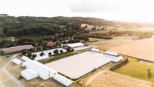 Foto: Vom 19. bis 26. Juli 2026 finden auf der Anlage von Sportpferde M&M Haunhorst die FEI Jumping European Championships der Altersklassen Children, Junioren und Junge Reiter statt - Fotograf: Patricia Welp