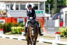 Foto: Der Weltmeister Einfach Imposant B FRH und Kira-Laura Soddemann - Fotograf: Lafrentz