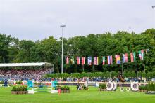 Foto: Rasenstadion Riesenbeck - Fotograf: Equitaris / Dr. Tanja Becker Foto: Rasenstadion Riesenbeck - Fotograf: Equitaris / Dr. Tanja Becker