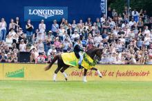Foto: Florinio und Anna-Lena Kracht heißt das Siegerpaar im Almased 65. Deutschen Dressur-Derby - Fotograf: reitsport-hellmann.de Foto: Florinio und Anna-Lena Kracht heißt das Siegerpaar im Almased 65. Deutschen Dressur-Derby - Fotograf: reitsport-hellmann.de