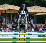 Foto: Zukunftsfähigkeit - für Spring - und Dressursport und internationale Events hat der RRV Rastede das Turniergelände am Schlosspark neu geordnet und investiert - Fotograf: OLT