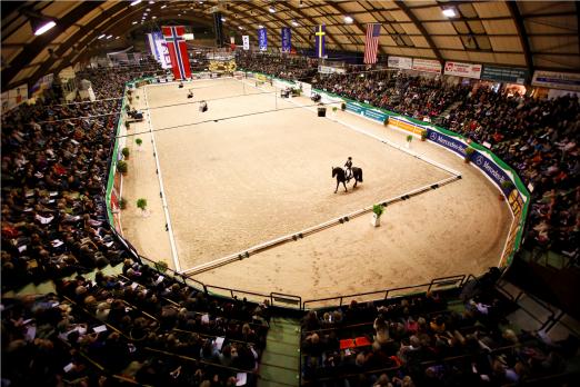 Foto: Hallenübersicht der VR Classics während des Weltcups am Sonntag - Fotograf: Thomas Hellmann 