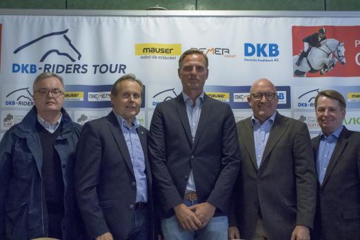 Foto: Manfred Kesselmeier, Meinolf Päsch (beide TuPaRe), Jens Baackmann, Volker Wulff (ENGARDE), Matthias Stute (Vertreter des Paderborner Bürger-Schützenvereins) - Fotograf: Equestrian-sports-Photography Nils Plass