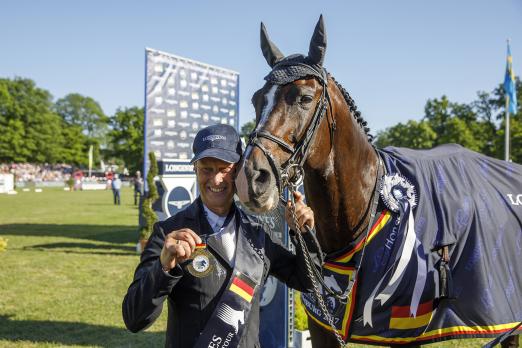 Foto: Rolf-Göran Bengtsson und Casall Ask bei Ihrem Sieg in der Longines Global Champions Tour - Fotograf: ﻿Sportfotos-Lafrentz.de