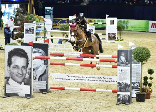 Foto: Finja Bormann (GER) kann die erste Qualifikation zum Großen Preis der Volkswagen AG für sich entscheiden - Fotograf: Foto-Design gr. Feldhaus