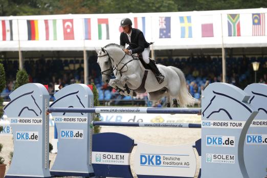 Foto: Welt- und Europameister Jeroen Dubbeldam (NED) mit Quality Time bei der Paderborn Challenge. - Fotograf: Stefan Lafrentz 