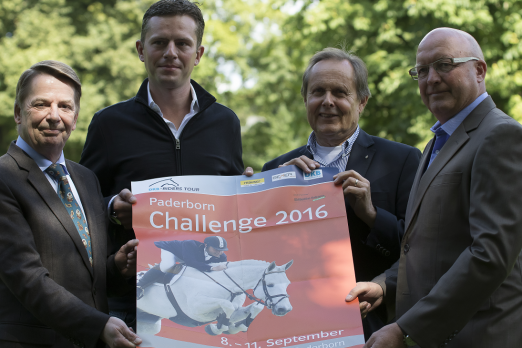 Foto: Matthias Stute (PBSV), Philipp Rüping, Meinolf Päsch (TuPaRe), Veranstalter Volker Wulff (EN GARDE) - Fotograf: Nils Plaas/Equestrian Sports Photography)