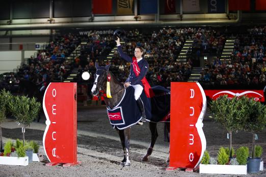 Foto: Markus Renzel gewann mit der achtjährigen Blacky die Qualifikation zum Animo Youngster Cup im Januar 2016 in Leipzig - Fotograf: Thomas Hellmann