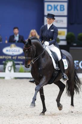 Foto: Anabel Balkenhol siegt im Grand Prix mit Heuberger TSF - Fotograf: Sportfotos-Lafrentz.de