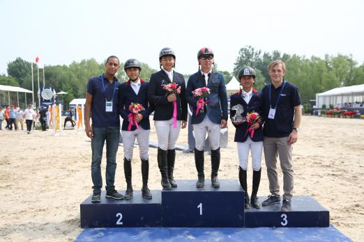 Foto: Das Siegerteam des Beijing International Equestrian Club - Fotograf: En Garde Marketing GmbH