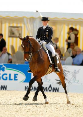 Foto: Isabell Werth und El Santo - Fotograf: sportfotos-lafrentz.de