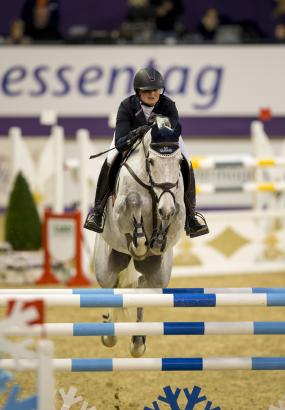 Foto: Maria Victoria Perez gewann mit Chrysander H die PTG-Fairness Trophy - Fotograf: Lafrentz
