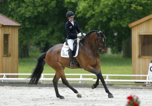 Foto: Helen Langehanenberg mit Annabelle - Fotograf: Stefan Lafrentz