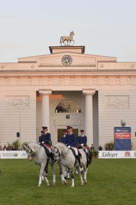 Foto: Show des Landgestütes Redefin - Fotograf: Karl-Heinz Frieler