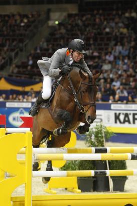 Foto: Ludger Beerbaum mit Chaman in den Westfalenhallen - Fotograf: sportfotos-lafrentz.de