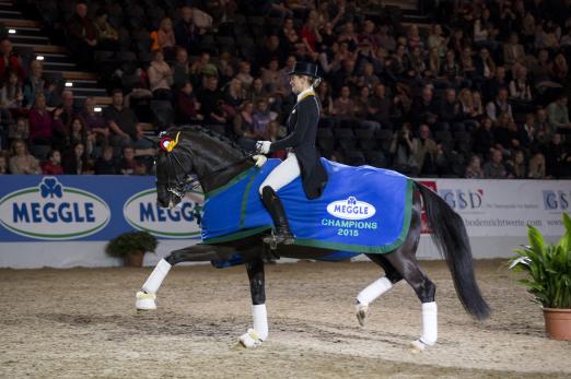 Foto: Beatrice Buchwald auf Weihegold OLD - Fotograf: sportfotos-lafrentz.de