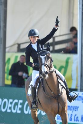 Foto: Janika Sprunger mit Uptown Boy - Fotograf: Karl-Heinz Frieler