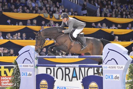 Foto: Ludger Beerbaum mit Chaman - Fotograf: Karl-Heinz Frieler 