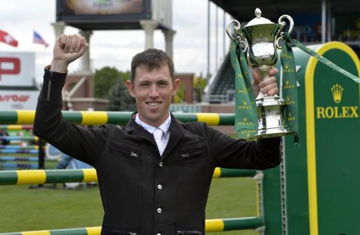 Foto: Scott Brash with the Rolex Grand Slam Trophy - Fotograf: Rolex Grand Slam of Show Jumping/ Kit Houghton