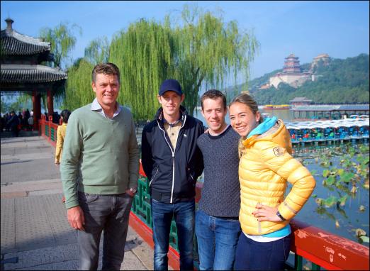 Foto: Jeroen Dubbeldam, Scott Brash, Maikel van der Vleuten and Jane Richard Philips at the Summer Palast in Beijing - Fotograf: Longines Equestrian Beijing Masters/Arnd Bronkhorst