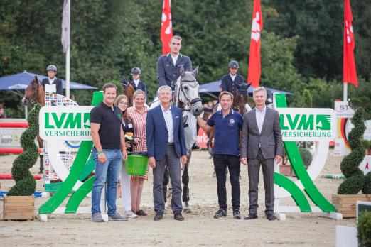 Foto: Pascal Sievering - Fotograf: Johanna Milse