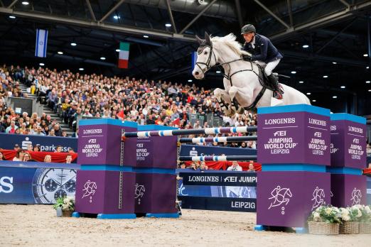 Foto: Hans-Dieter Dreher (GER) mit Elysium im Longines FEI Jumping World Cup™ 2025 presented by Sparkasse auf Platz 3 als bester Deutscher - Foto: Sportfotos-Lafrentz.de