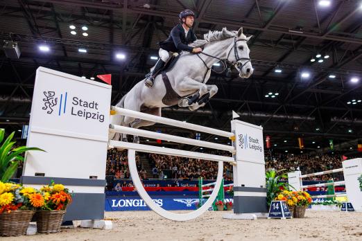 Foto: Eine Klasse für sich im Championat der Stadt Leipzig: Steve Guerdat (SUI) und Is-Minka - Fotograf: Sportfotos-Lafrentz.de