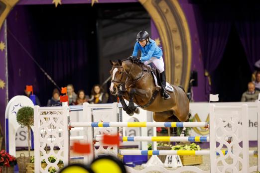 Foto: Die zweifache Mannschafts-Olympiasiegerin Ingrid Klimke geht in Frankfurt an den Start - Fotograf: sportfotos-lafrentz.de