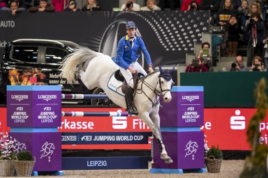 Foto: Christian Ahlmann und Caribis Z gewannen im Januar den Sparkassen-Cup - Großer Preis von Leipzig, die Qualifikation zum Longines FEI Jumping World Cup bei der PARTNER PFERD - Fotograf: Sportfotos-Lafrentz