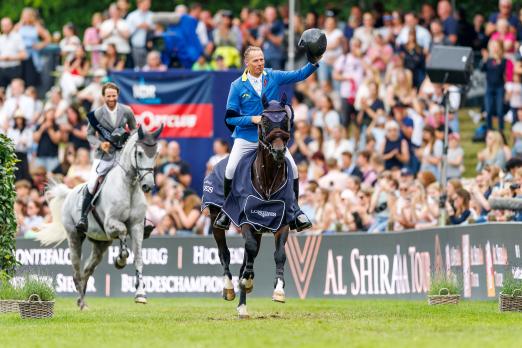 Foto: Freuen sich - Christian Ahlmann und Christian Kukuk - Fotograf: sportfotos-lafrentz.de