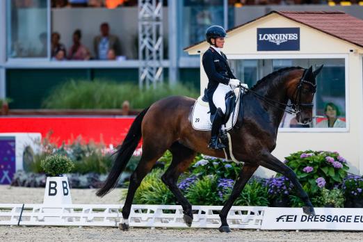 Foto: Helen Langehanenberg und Annabelle freuen sich auf die FEI World Cup Finals in Leipzig - Fotograf: Stefan Lafrentz