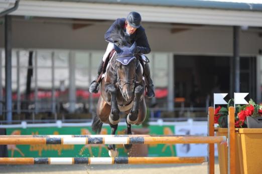 Foto: Charley und Marc Bettinger siegen in der Youngster Tour für siebenjährige Nachwuchspferde. - Fotograf: Hervé Bonnaud
