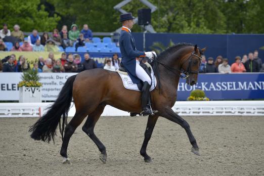 Foto: Hans Peter Minderhoud und GLOCK'S Romanov, Sieger in der Grand Prix Kür, Preis des Oberbiegelhof's. - Fotograf: Stefan Lafrentz