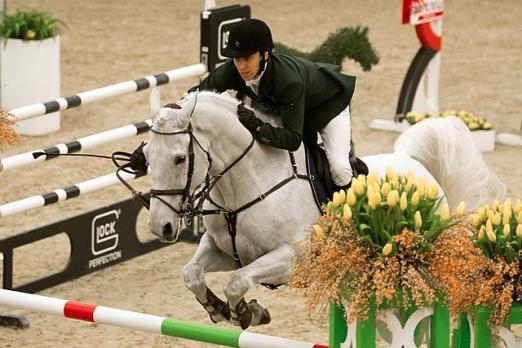 Foto: Carey Shane (IRL) mit dem Siegerpferd Ballymore Eustace - Fotograf: Michael Rzepa