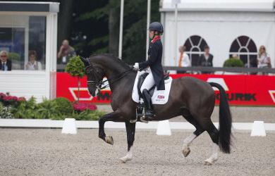 Foto: Charlotte Dujardin (GBR) and Valegro competing in the Grand Prix at CDIO 5* Rotterdam (NED) - Fotograf: © Dirk Caremans/FEI