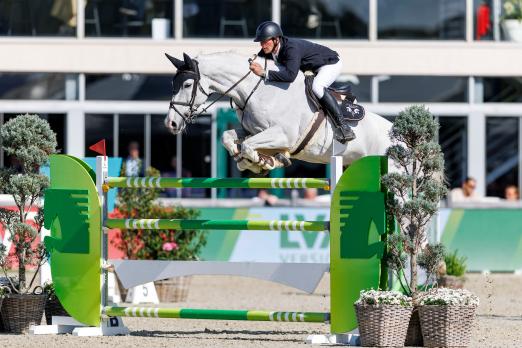 Stefan Engbers gewinnt auf Baju NRW den Großer Preis der LVM Versicherung nach spannendem Stechen - Fotograf: sportfotos-lafrentz.de