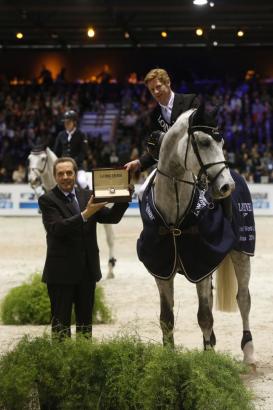 Foto: Marcus Ehning auf Cornado NRW - Fotograf: FEI/Fred Chehu.