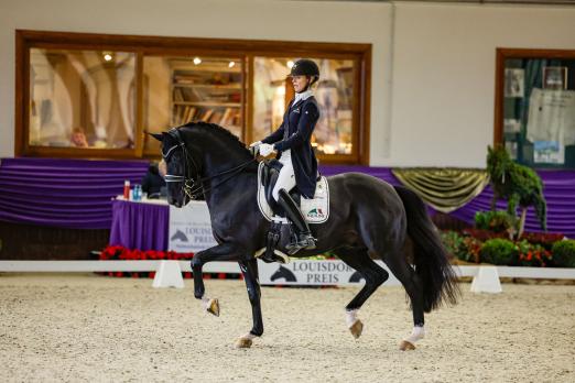 Foto: Isabel Freese und Total Hope OLD gewinnen mit über 75% die Einlaufprüfung zum Louisdor-Finale auf dem Schafhof. - Fotograf: Sportfotos-Lafrentz.de