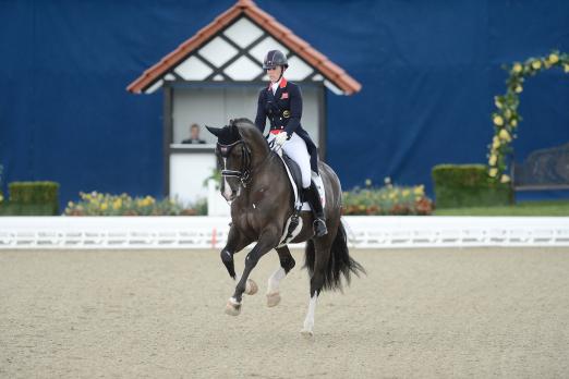 Foto: Charlotte Dujardin mit Valegro - Fotograf: Horses & Dreams meets Great Britain 