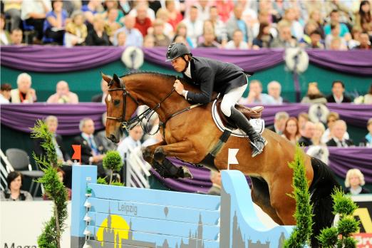 Foto: Jeroen Dubbeldam in Leipzig beim Weltcup-Finale 2011, damals noch mit Simon auf Platz drei - Fotograf: Karl-Heinz Frieler