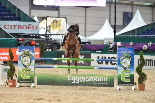 Foto: Laura Schoechert mit Crazy - Fotograf: Karl-Heinz Frieler 