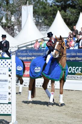 Foto: Laura Tomlinson und Mistral Hojris - Fotograf: Karl-Heinz Frieler 