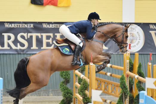 Foto: Sarah Nagel-Tornau mit Leopold - Fotograf: Karl-Heinz Frieler 
